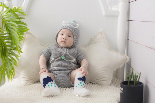 永兴七个月宝宝脚长 永兴七个月宝宝脚长