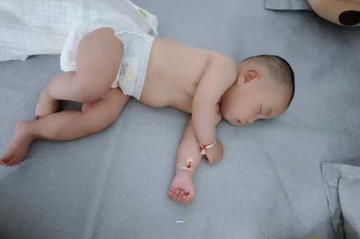 永兴宝宝咳嗽发烧拉肚子